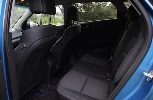 Blue 2017 Hyundai TUCSON SE