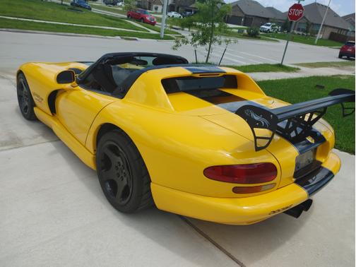 2002 Dodge Viper RT-10
