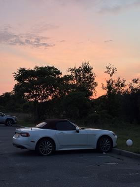 2019 FIAT 124 Spider Lusso