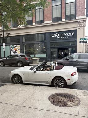 2019 FIAT 124 Spider Lusso