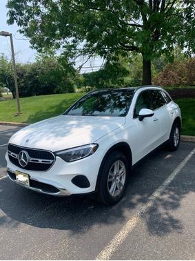 2025 Mercedes-Benz GLC 300 4MATIC