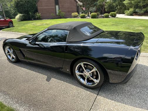 2006 Chevrolet Corvette Base
