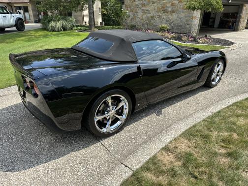 2006 Chevrolet Corvette Base