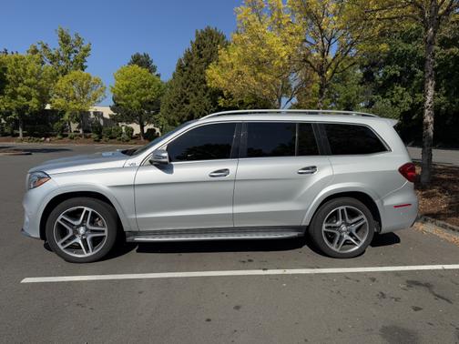 2017 Mercedes-Benz GLS 550 4MATIC