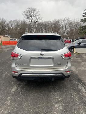 2013 Nissan Pathfinder Platinum