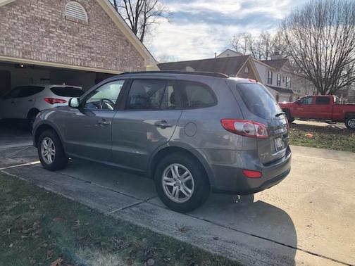 2010 Hyundai SANTA FE GLS