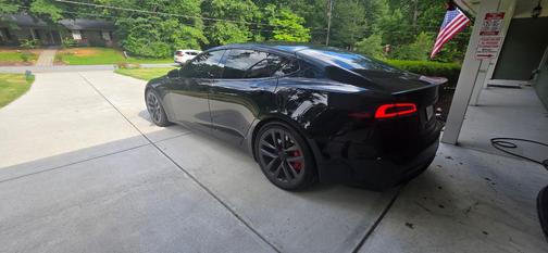 Black 2024 Tesla Model S Plaid