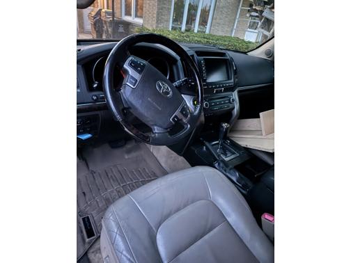 2010 Toyota Land Cruiser Base