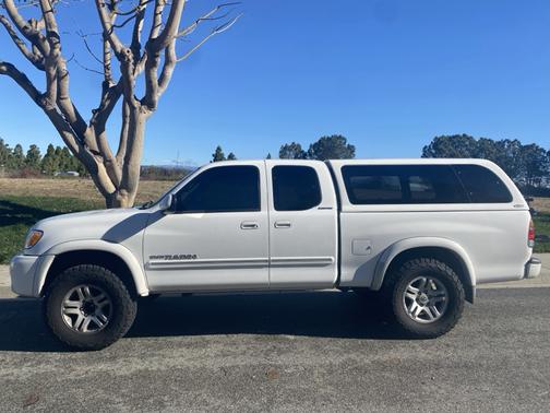 White 2003 Toyota Tundra Limited Access Cab