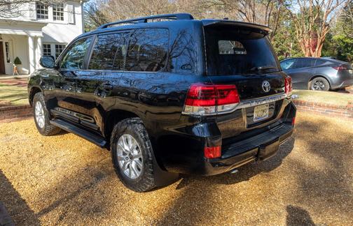 2021 Toyota Land Cruiser Base