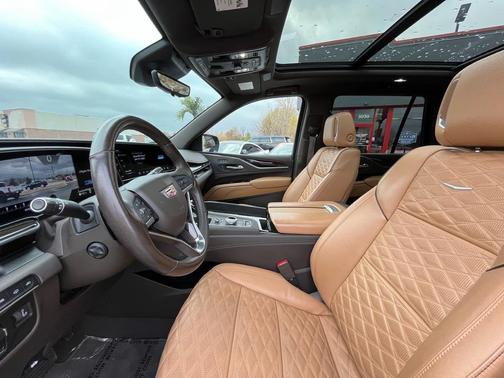 2021 Cadillac Escalade Sport