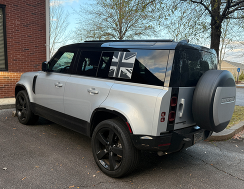 2023 Land Rover Defender X-Dynamic SE