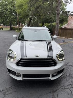 White 2017 MINI Countryman Cooper
