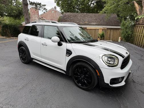 White 2017 MINI Countryman Cooper