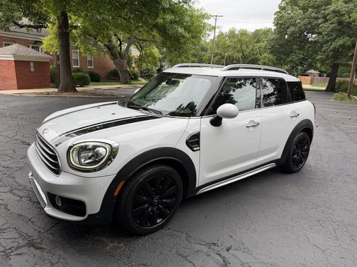 White 2017 MINI Countryman Cooper