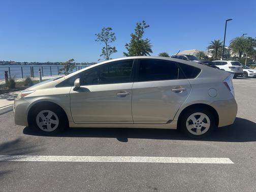 2010 Toyota Prius IV