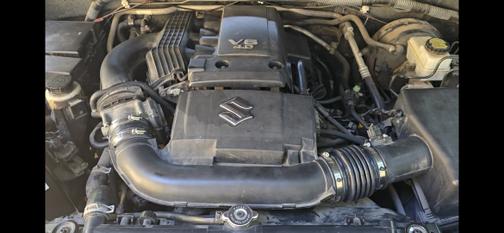 2009 Suzuki Equator Sport Crew Cab