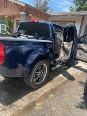 2009 Suzuki Equator Sport Crew Cab