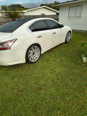 2012 Nissan Maxima SV