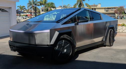 2025 Tesla Cybertruck AWD