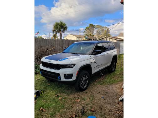 2022 Jeep Grand Cherokee 4xe Trailhawk