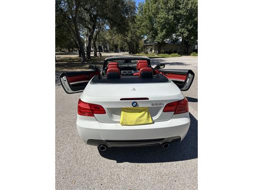 2011 BMW 335 i