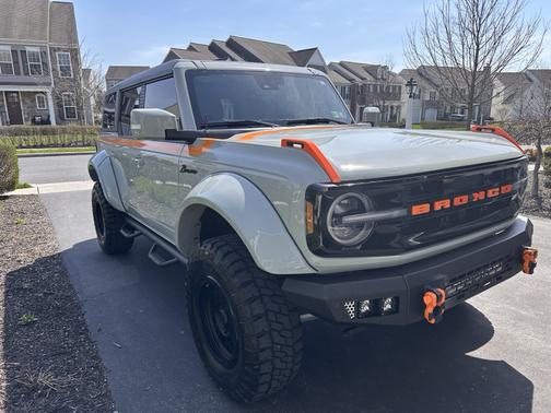 Gray 2021 Ford Bronco Outer Banks