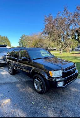 Black 2003 INFINITI QX4 Base