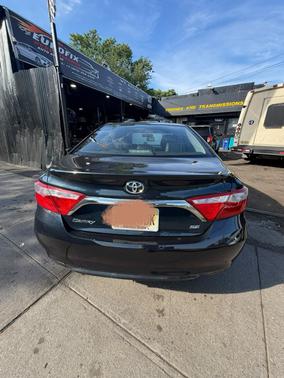 Gray 2017 Toyota Camry SE