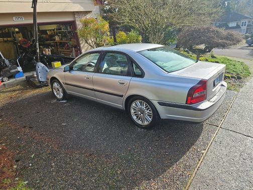 Silver 2000 Volvo S80 2.9