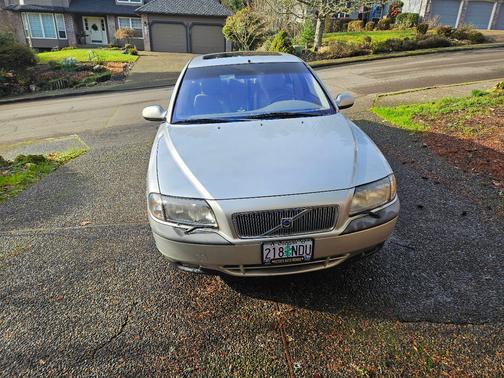 Silver 2000 Volvo S80 2.9