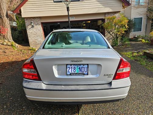 Silver 2000 Volvo S80 2.9