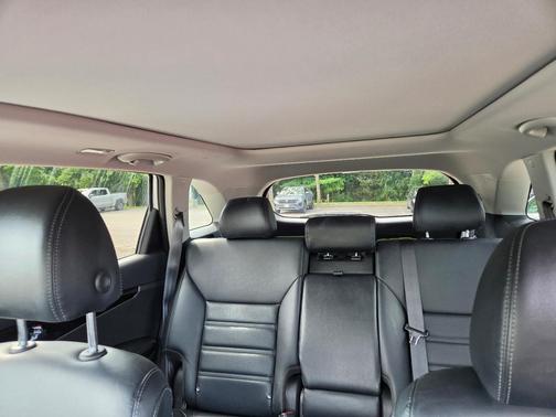 White 2020 Kia Sorento EX