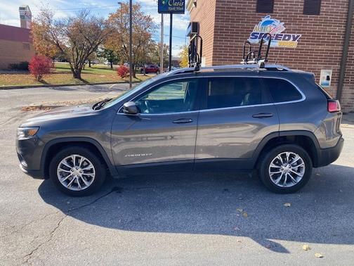 2021 Jeep Cherokee Latitude Plus