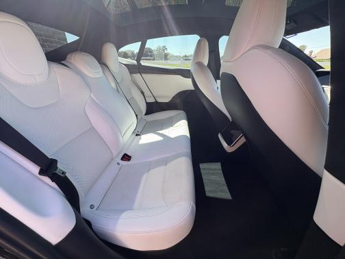 2022 Tesla Model S Long Range
