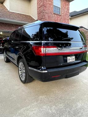 Black 2019 Lincoln Navigator Reserve
