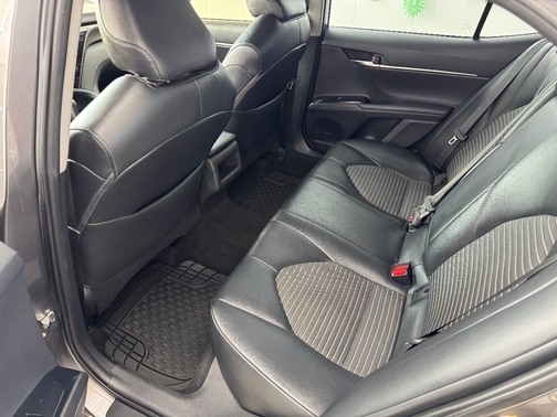 Gray 2019 Toyota Camry SE