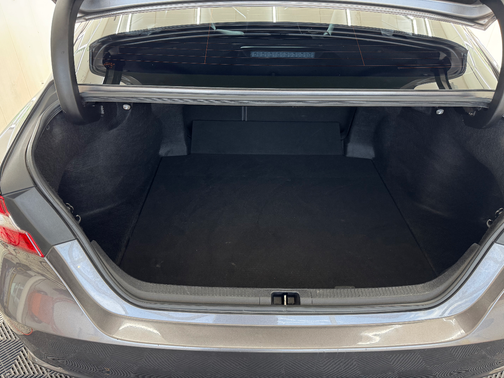 Gray 2019 Toyota Camry SE