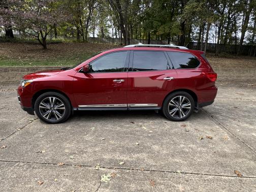 2018 Nissan Pathfinder Platinum