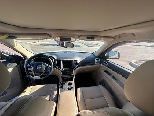 Gold 2014 Jeep Grand Cherokee Limited
