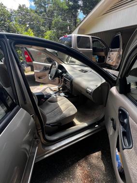 Gold 2001 Chevrolet Cavalier LS