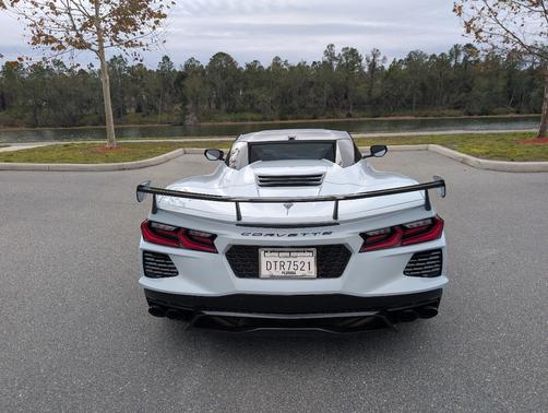 White 2023 Chevrolet Corvette Stingray w/3LT