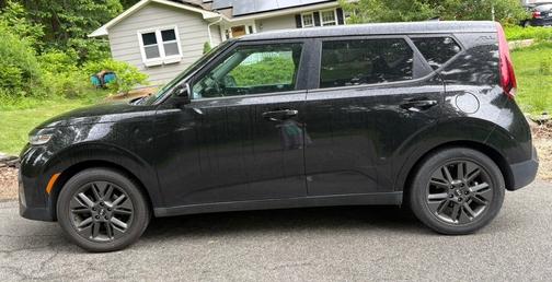 Black 2020 Kia Soul EX