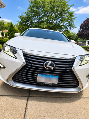 White 2017 Lexus ES 350 Base