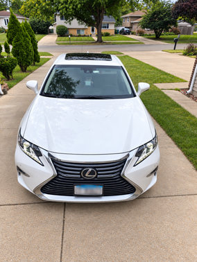 White 2017 Lexus ES 350 Base