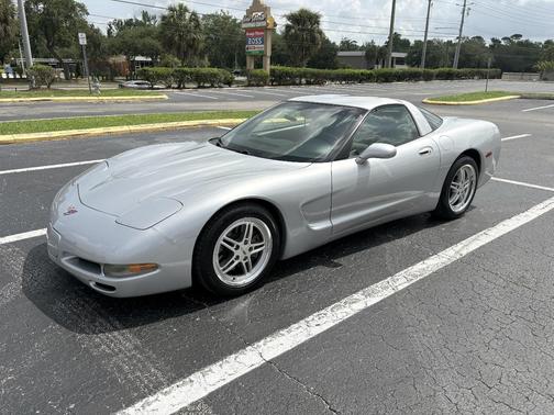 Silver 1998 Chevrolet Corvette Base