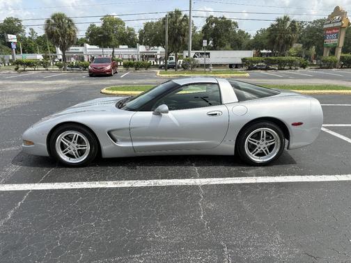 Silver 1998 Chevrolet Corvette Base