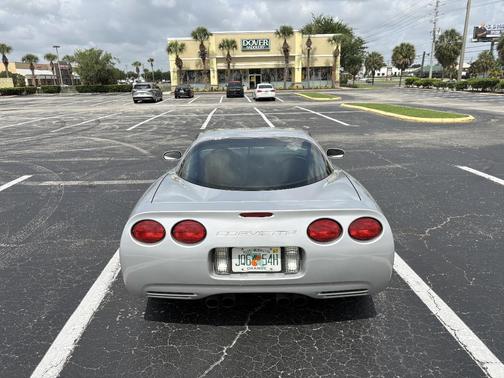 Silver 1998 Chevrolet Corvette Base