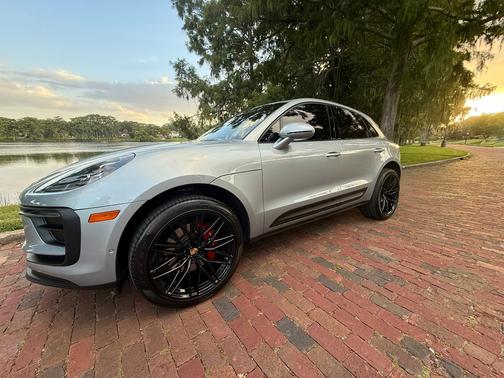 2022 Porsche Macan Macan