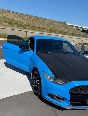 2017 Ford Mustang EcoBoost Premium